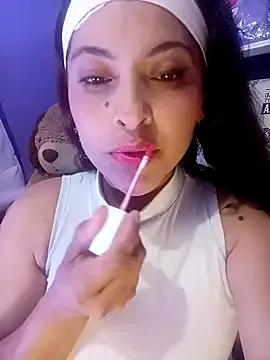 Fox_Roxxan on StripChat