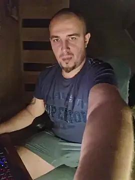 Foxyshaved on StripChat