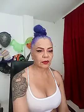 freyadevil333 on StripChat
