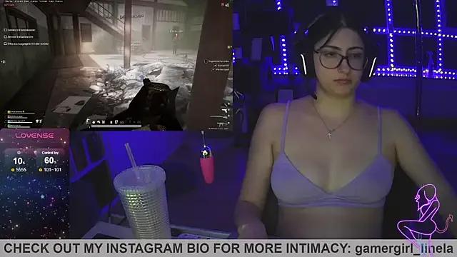 Gamergirl-Linela on StripChat
