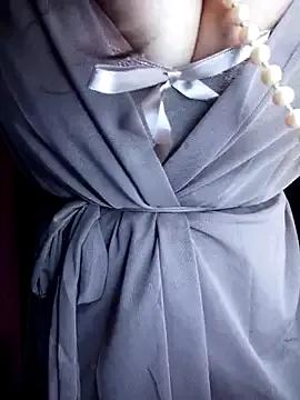 GypsyEsmeralda on StripChat