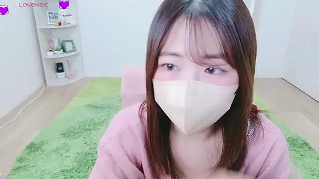 Haru_chiii on StripChat