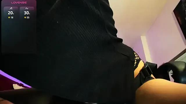 Hat_girl on StripChat