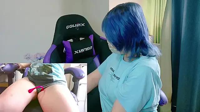 hazuki_8008 on StripChat