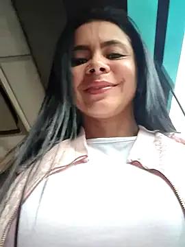hema_gold — 4 Fingers in my pussy 