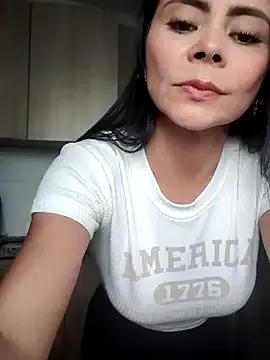 hema_gold on StripChat