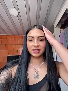 Hilary_pinkk on StripChat