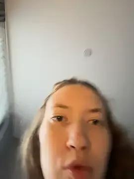 Holy_Poly on StripChat