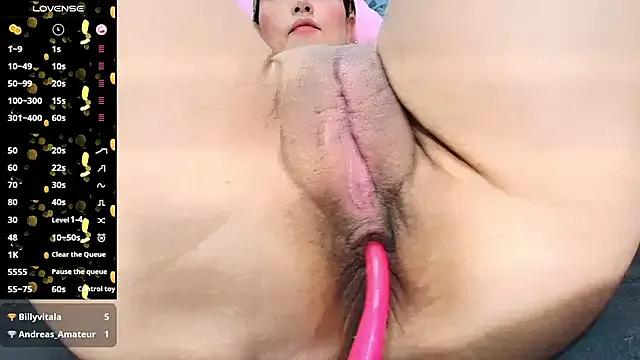 honeybunny_X on StripChat