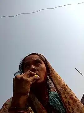 Hot_reshmaji on StripChat