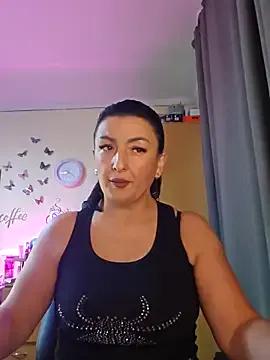 Hotangel75 on StripChat