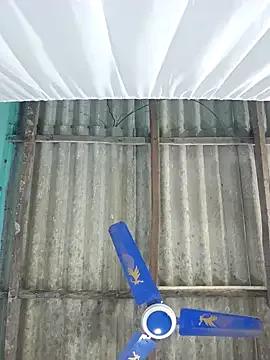 hotbaby_5 on StripChat