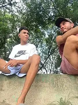 hotboys1924 on StripChat