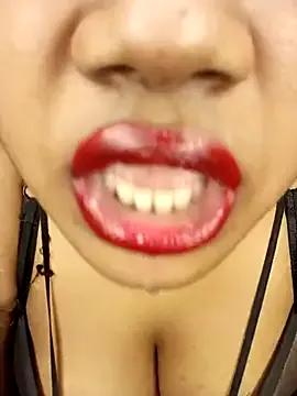 Hotlisa on StripChat