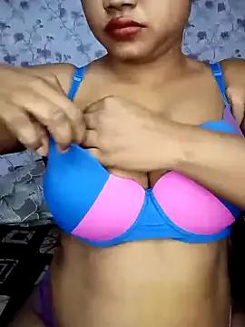Hotlisa on StripChat