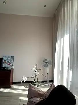 Hott_Lolla on StripChat