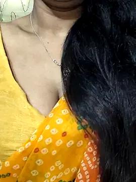 Hotty_Kavita on StripChat