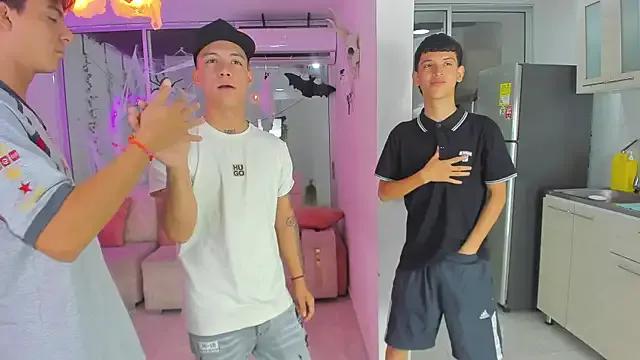 Houseofwarrios on StripChat