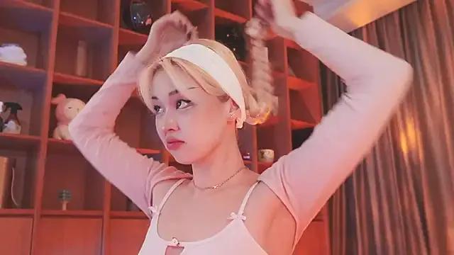 hyun_chia — :fire: StripTease:fire: