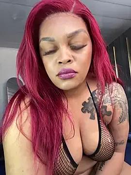 Iam-Sharifa on StripChat