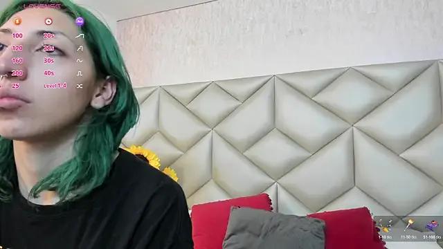 Im_gaia on StripChat