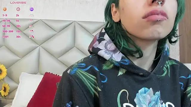 Im_gaia on StripChat