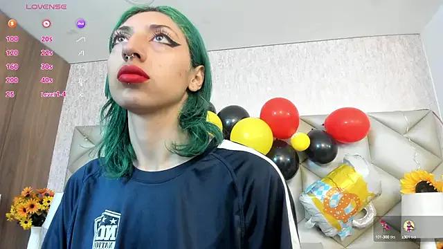 Im_gaia on StripChat