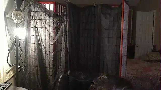 Ireallysquirt on StripChat