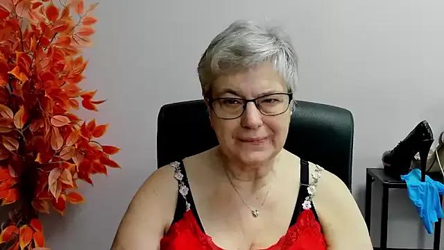 IrisDream on StripChat