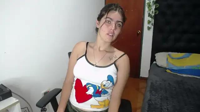 isabel_09 on StripChat