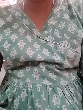 isha_sharma2002 — Boobs oil