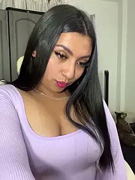 Issa_Santana on StripChat