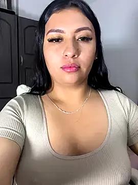 Issa_Santana on StripChat