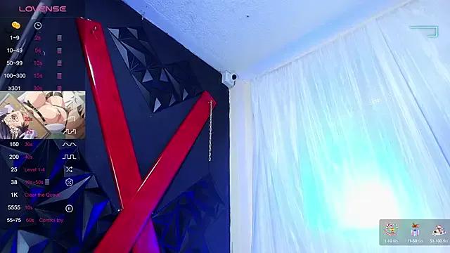 ivonne_diaz1 on StripChat