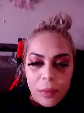 izauri2025 on StripChat