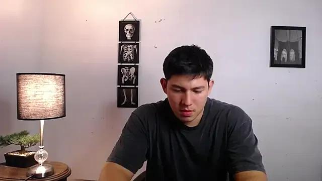 JamesCr_ on StripChat