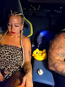 Jassy_Foxy on StripChat