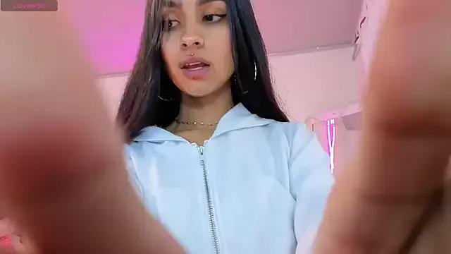 Jazmin_tay on StripChat