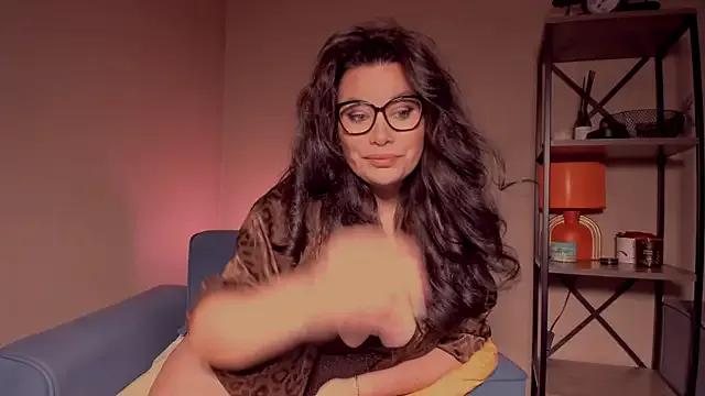 Jessica_555 on StripChat