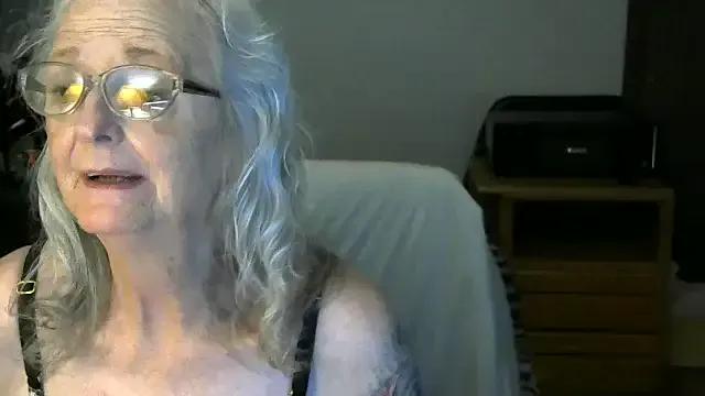 JoleneDelacroix on StripChat