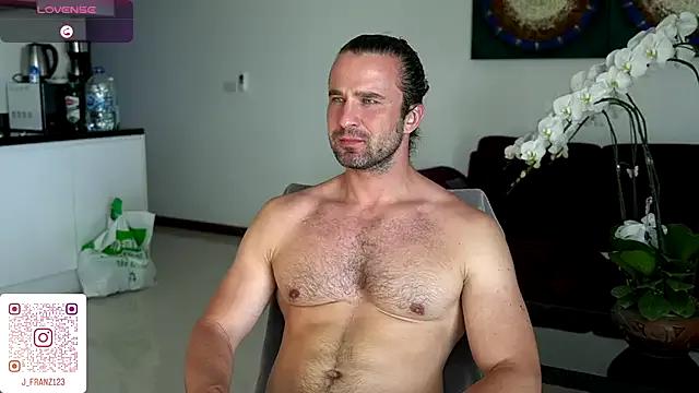 Jonathan___123 on StripChat