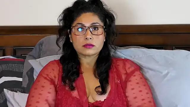 juicyteacher on StripChat