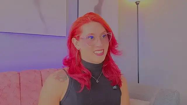 Juliana_Saenzz on StripChat