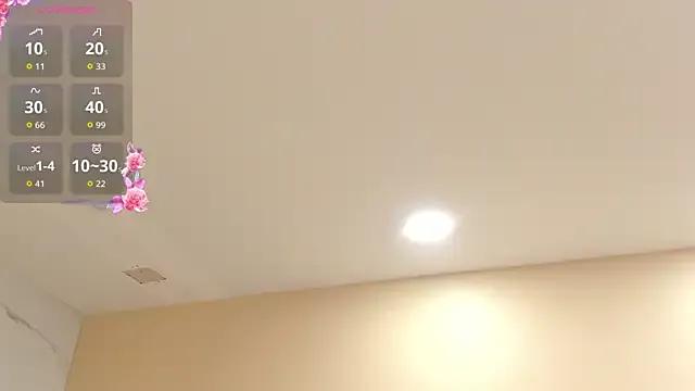 julieta_rosee on StripChat