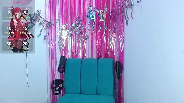 JuliethaFox on StripChat