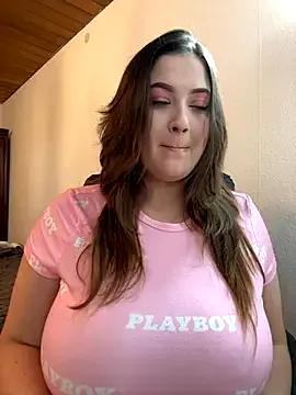 Kamilla_Loop on StripChat