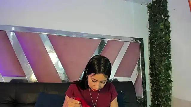 KateValencia on StripChat