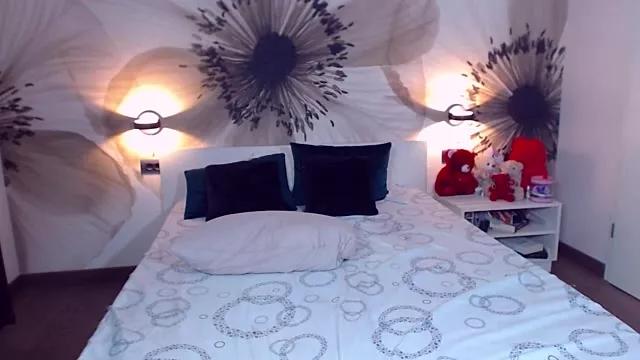 KatherineBisou on StripChat