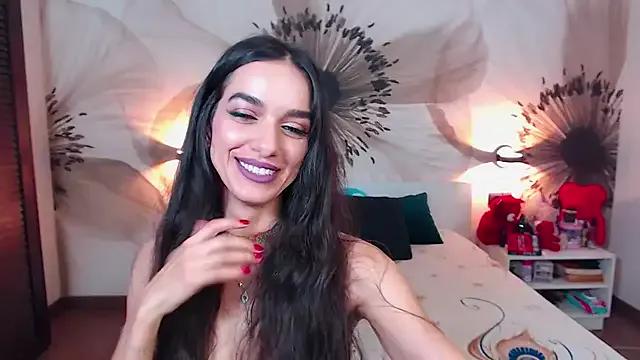 KatherineBisou on StripChat