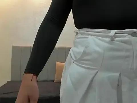 kendall_roous on StripChat